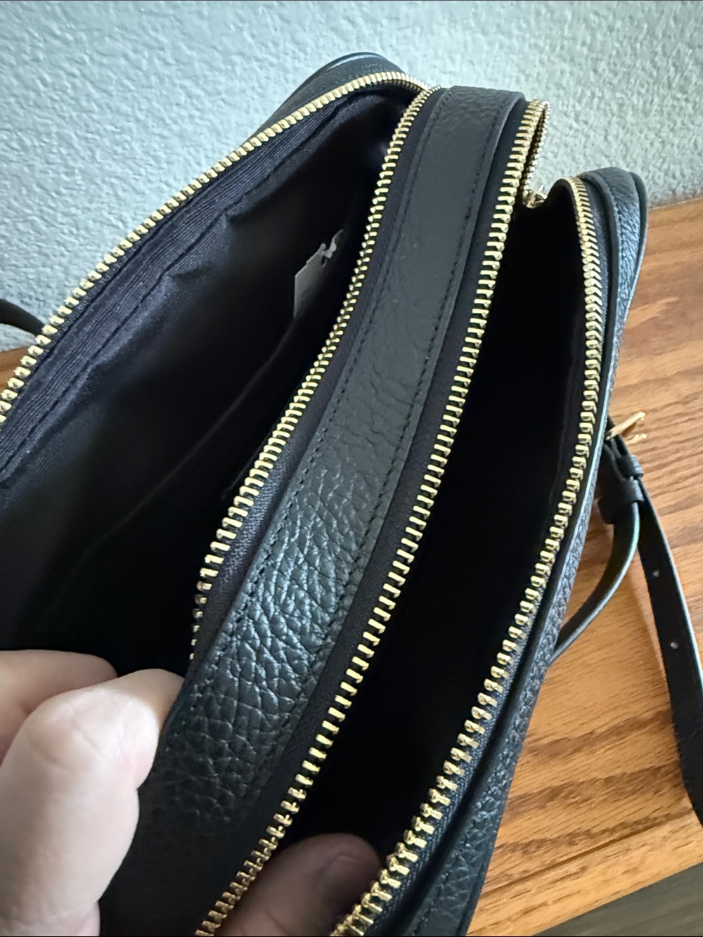 Coach Jes Crossbody Bag. - Picture 3 of 4